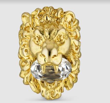 Lion head ring with crystal