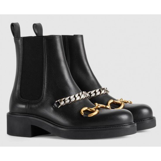 Women Chain Chelsea Boots Black